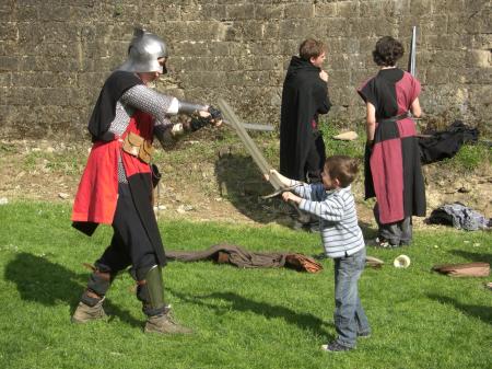 Le chevalier Thibaut combat le géant