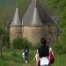 Retour vers l'église fortifiée