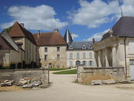 Château aux Riceys-Bas