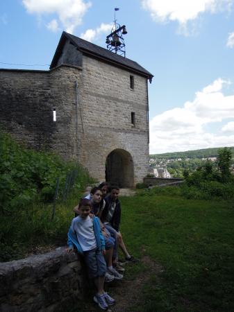 La tour de l'horloge au dessus de Bar-sur-Seine