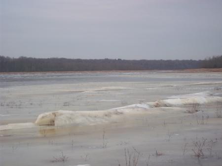 Lac du temple gelé