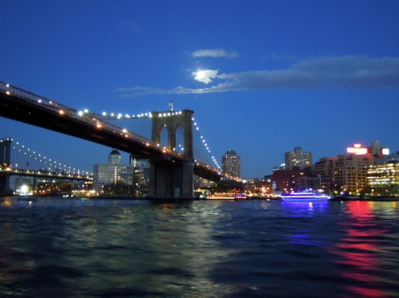 Brooklyn bridge de nuit