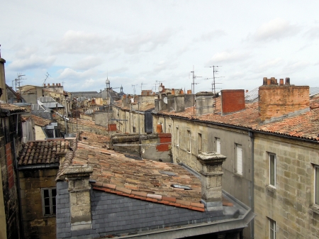 Vue sur les toits de Bordeaux