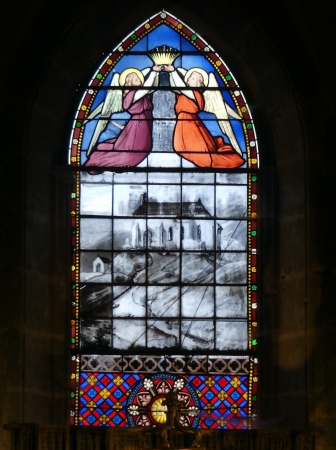 vitrail de l'église de Besse